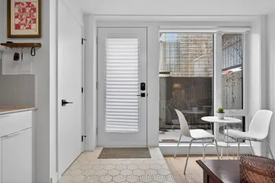 51 Fairmont Avenue D, West Centre Town, On K1y 1x4