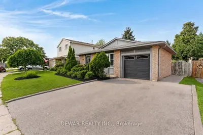 18 Bismark Drive, Cambridge, On N1s 4g1