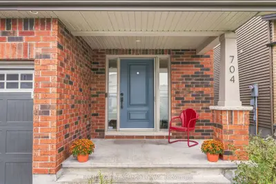 704 Wrangler Circle, Stittsville - Munster - Richmond, On K2s 0r2