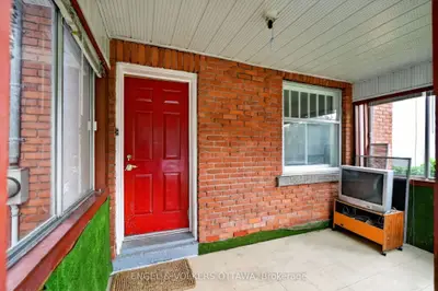 9 Geneva Street, Tunneys Pasture And Ottawa West, On K1y 3n5