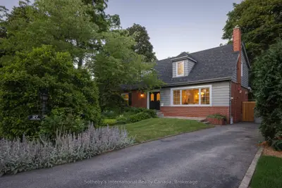 27 Arcade Crescent, Hamilton, On L9c 3h8