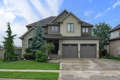 881 Foxcreek Road, London North, On N6g 0h1