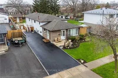 7 Belleau Street Upper, Hamilton, On L8j 1n1