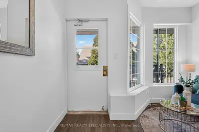 44 Queenston Street 11, St. Catharines, On L2r 2y9