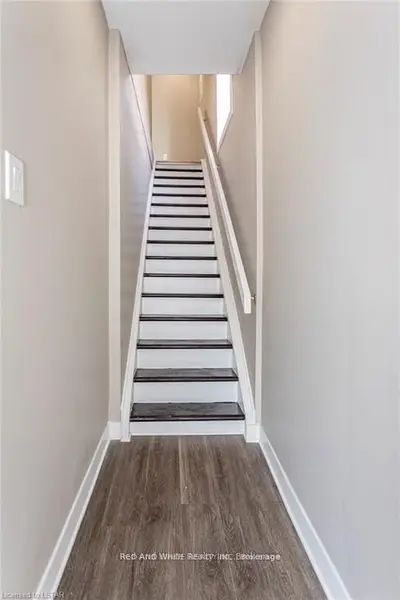279 William Street 2 Upper, London East, On N6b 3c2