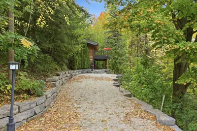 146 Chamonix Crescent, Blue Mountains, On L9y 0s7