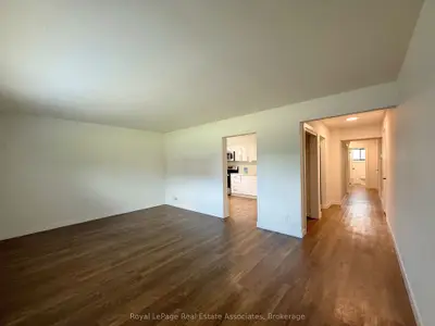 171 Huron Street 2, Guelph, On N1e 5l9