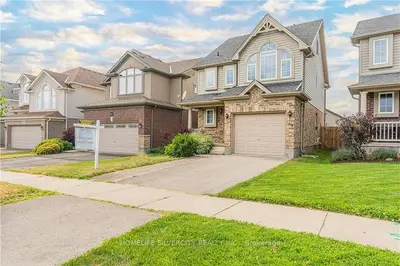 1248 NORTH WENIGE Drive, London North, ON N5X 4P7
