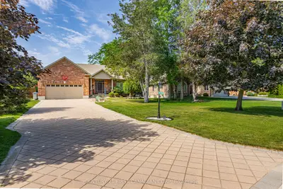 10159 Meadowlily Crescent, Lambton Shores, On N0m 1t0