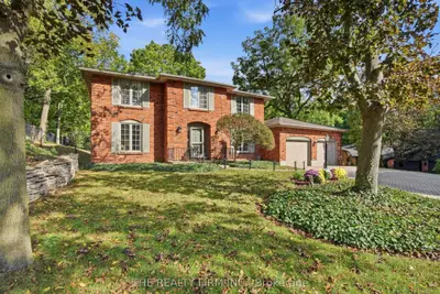 51 Hampton Crescent, London North, On N6h 2n7