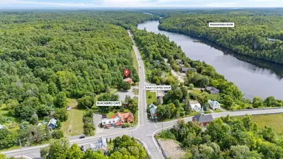1716 CALABOGIE Road, McNab/Braeside, ON K0J 1G0