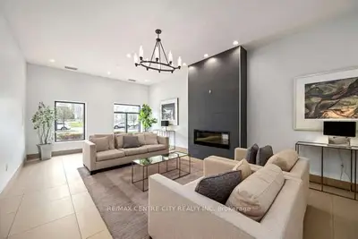 240 Villagewalk Boulevard 204, London North, On N6g 0p6