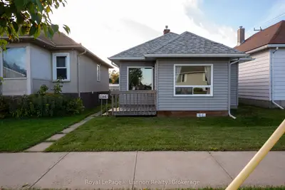 1105 Brown Street, Thunder Bay, On P7e 2m1