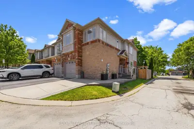 242 Upper Mount Albion Road 13, Hamilton, On L8j 0b1