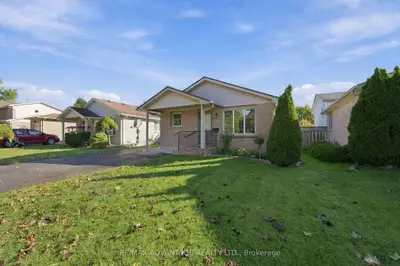 15 Cheswick Circle, London South, On N6e 3l8