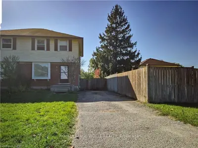 6 Stanley Avenue, Kitchener, On N2k 1c5