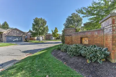 30 Doon Drive 32, London North, On N5x 3x2