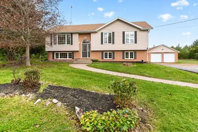 3026 Burbrook Road, Kingston, On K0h 1m0