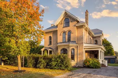 18 Hawarden Avenue, Brantford, On N3t 4h3