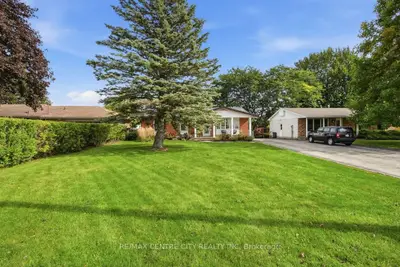 4564 East Road E, Central Elgin, On N5l 1a7