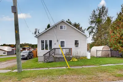 29 Dollard Street, French River, On P0m 2n0