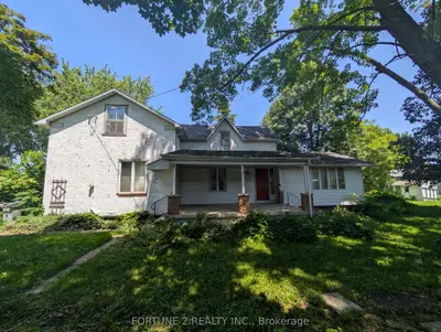 54 Main Street N, Huron East, On N0k 1w0