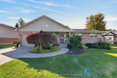 9 Sherwood Crescent, South Huron, On N0m 1s1