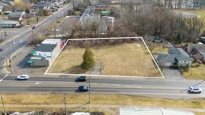 592 South Pelham Road, Welland, On L3c 3c6