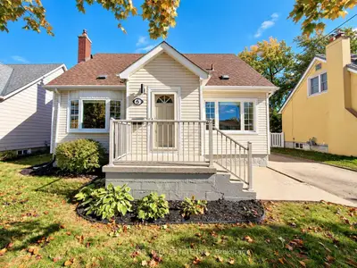 5 Athens Street, Hamilton, On L9c 3k8