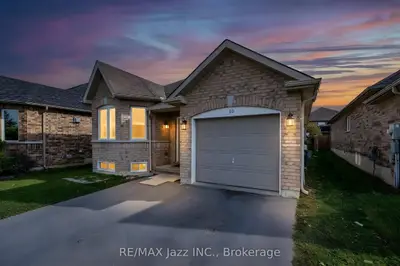 10 Milner Court, Kawartha Lakes, On K9v 0l2