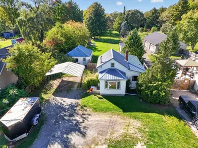 715 South Pelham Road, Welland, On L3c 3c9