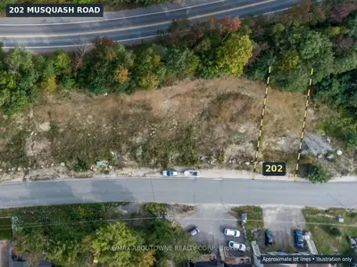 202 Musquash Road, Gravenhurst, On P1p 1r2