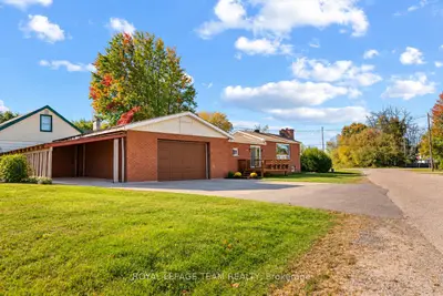 1126 Poirier Street, Pembroke, On K8a 6h6