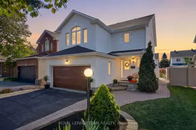 8 Oriska Way, Barrhaven, On K2j 4n7