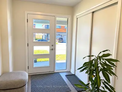 323 Gisborne Place, Kanata, On K2w 0l2