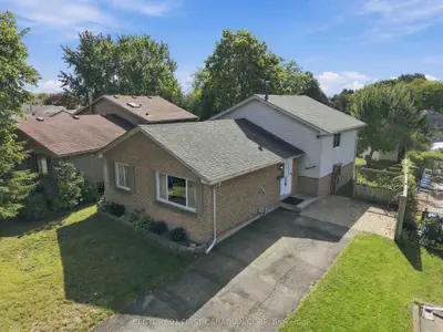 17 ARCHER Crescent, London South, ON N6E 2A4
