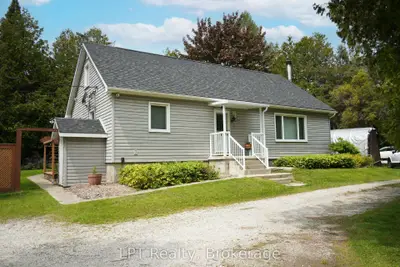 668 Pike Bay Road, Northern Bruce Peninsula, On N0h 2t0