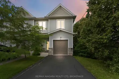 23b Bloomfield Avenue, St. Catharines, On L2p 1w8