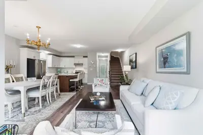 23b Bloomfield Avenue, St. Catharines, On L2p 1w8