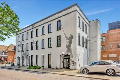 380 King Street E, Hamilton, On L8n 1c3