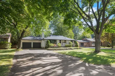 1492 North Vernon Avenue, London North, On N5x 1n6