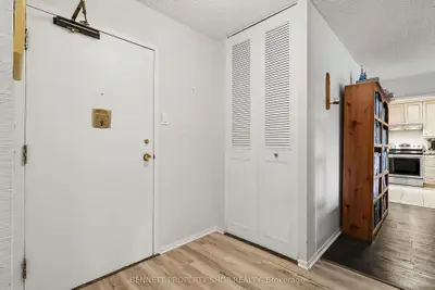 1285 Cahill Drive 204, Hunt Club - South Keys And Area, On K1v 9a7