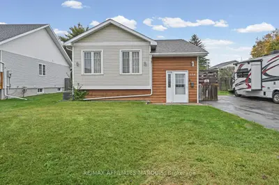 106 Lorne Street, Montague, On K7a 3l1