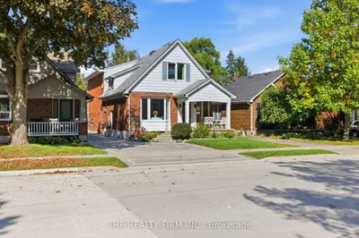 28 Thomas Janes Drive, London South, On N6c 2g9