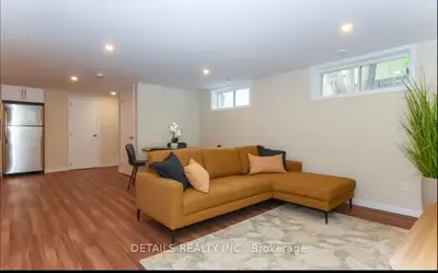 2364 Cheshire Road B, Parkway Park - Queensway Terrace S And Area, On K2c 1g3
