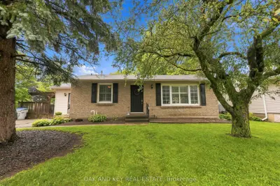 118 HAROLD Court, Lucan Biddulph, ON N0M 2J0