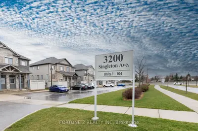 3200 Singleton Avenue 11, London South, On N6l 0c7