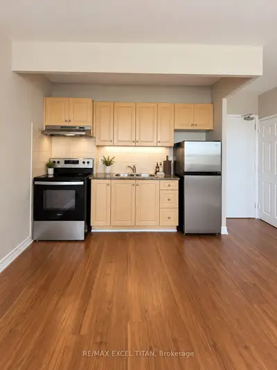 468 Ottawa Street 339d, Hamilton, On L8h 4a6