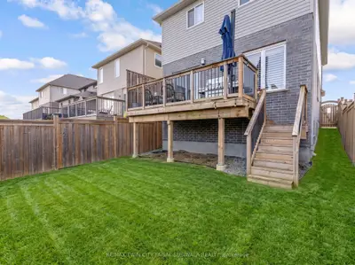 63 Sparrow Avenue, Cambridge, On N1t 0c5