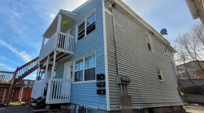 298 Montfort Street, Vanier And Kingsview Park, On K1l 5n6